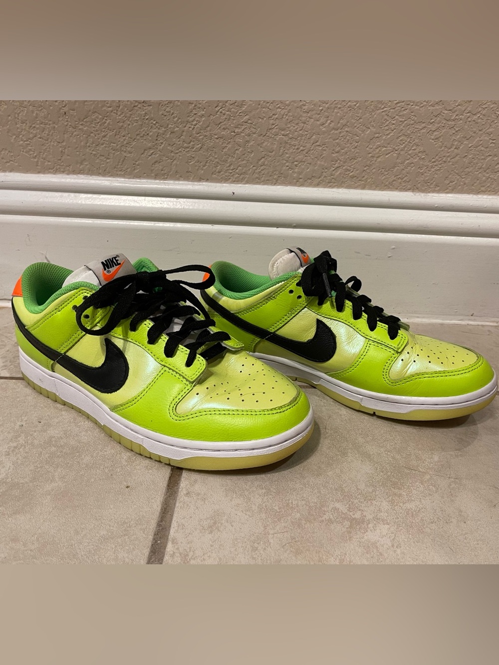 Nike Dunk Low SE Splash Volt size 6.5